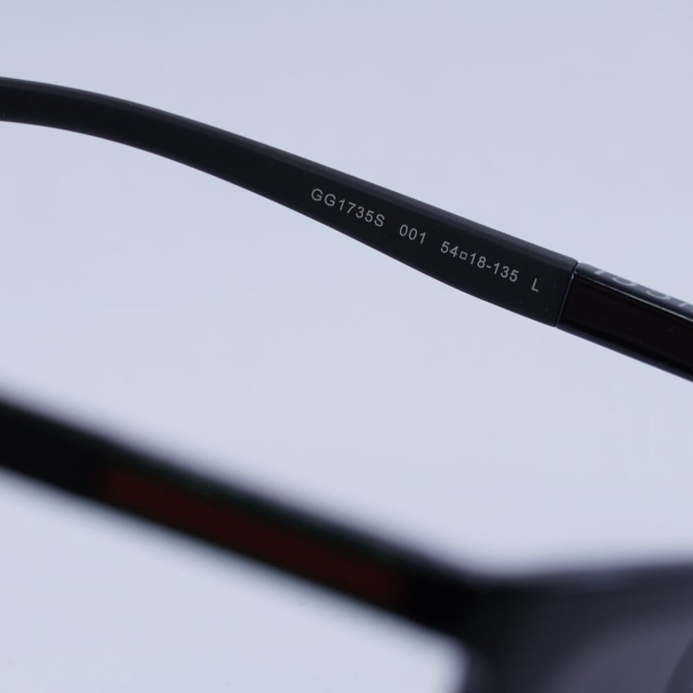 🕶️ New Gucci GG1735S 001 Sunglasses - Shiny Black Frame, Grey Lenses - Picture 6 of 10